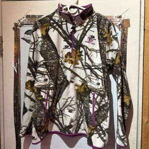 Women's Magenta &Camo Mossy Oak Fleece